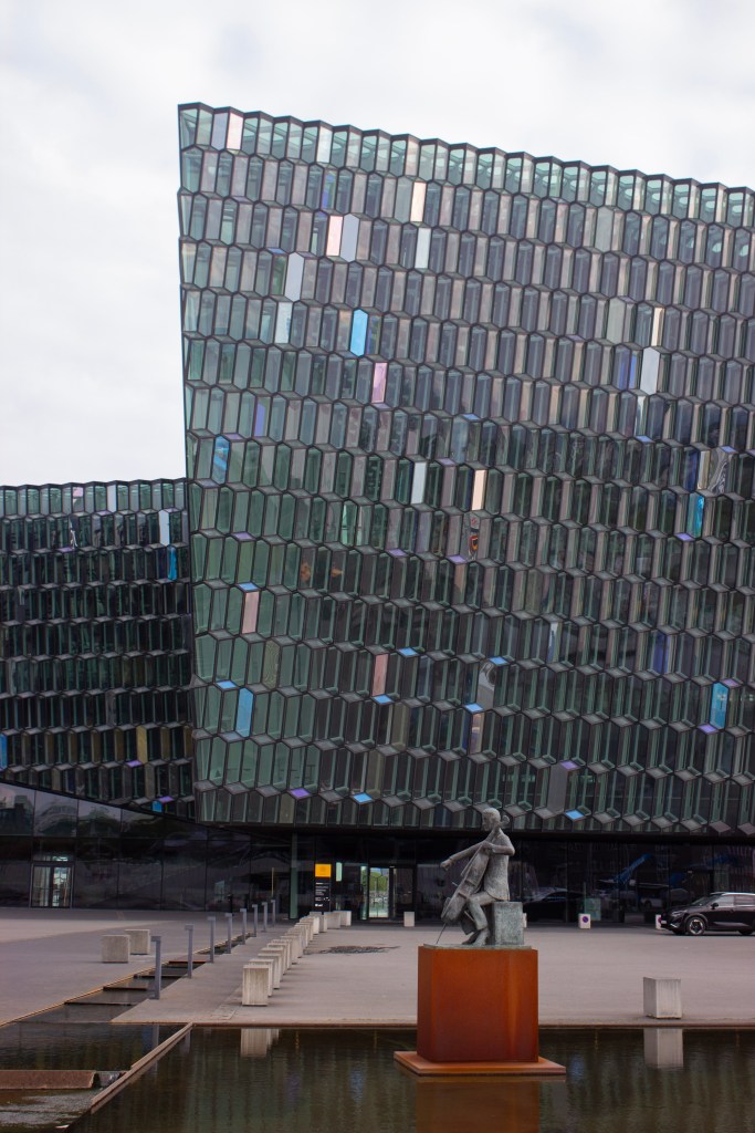 Iceland itinerary, by travel blogger Wandering the Gap