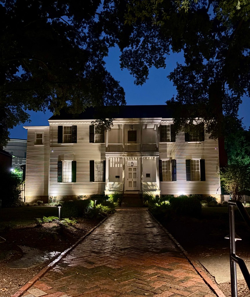 Raleigh ghost tour review, by travel blogger Wandering the Gap