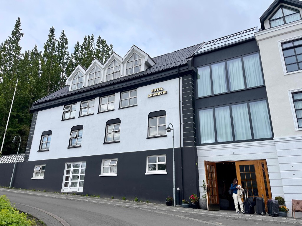 Iceland itinerary, by travel blogger Wandering the Gap